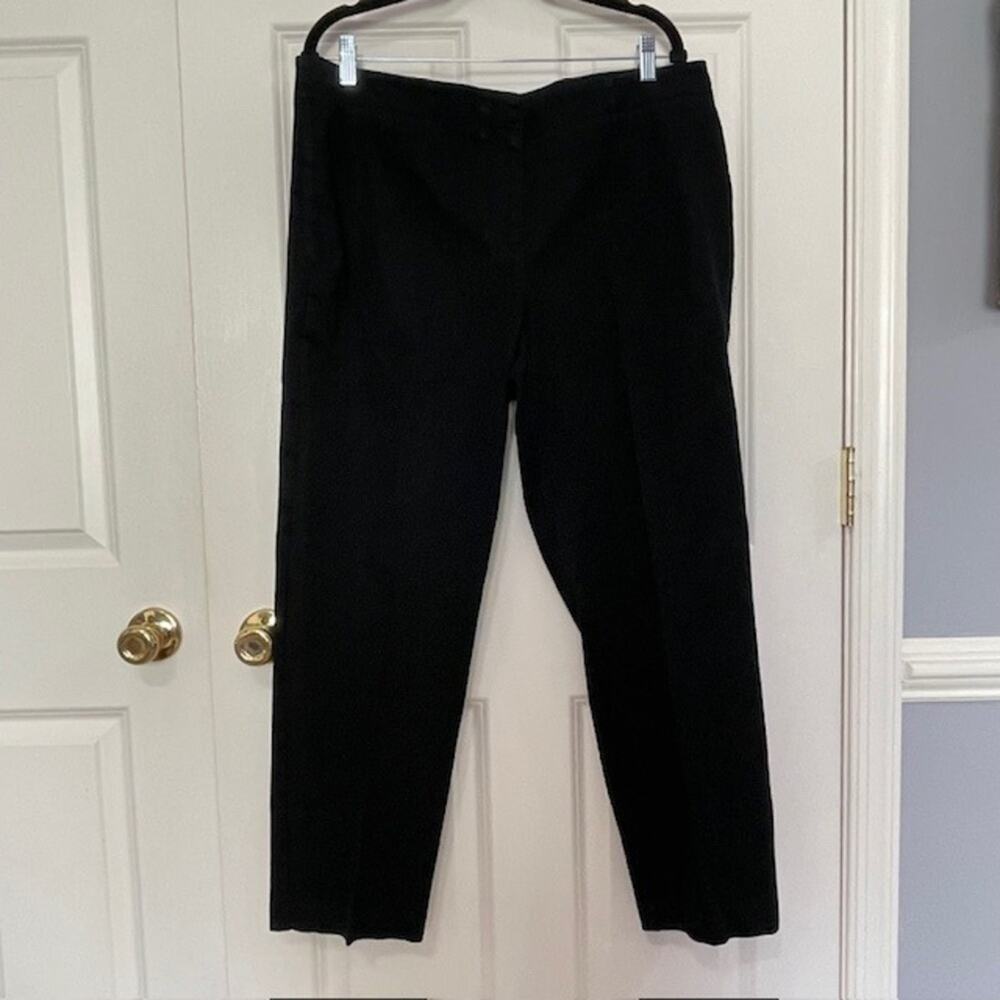 Chicos Fabulously Slimming Black Pants Size 2.5 XL Short‎ Straight Leg Ankle